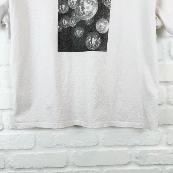 Abercrombie & Fitch Skimming Disco Ball Tee Short Sleeve Ivory Tee B&W Size L - Picture 6 of 7